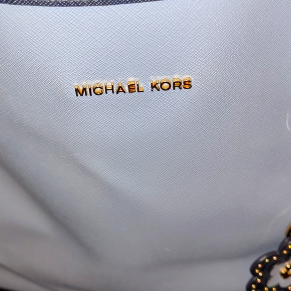 Michael Kors - Picture 2 of 15